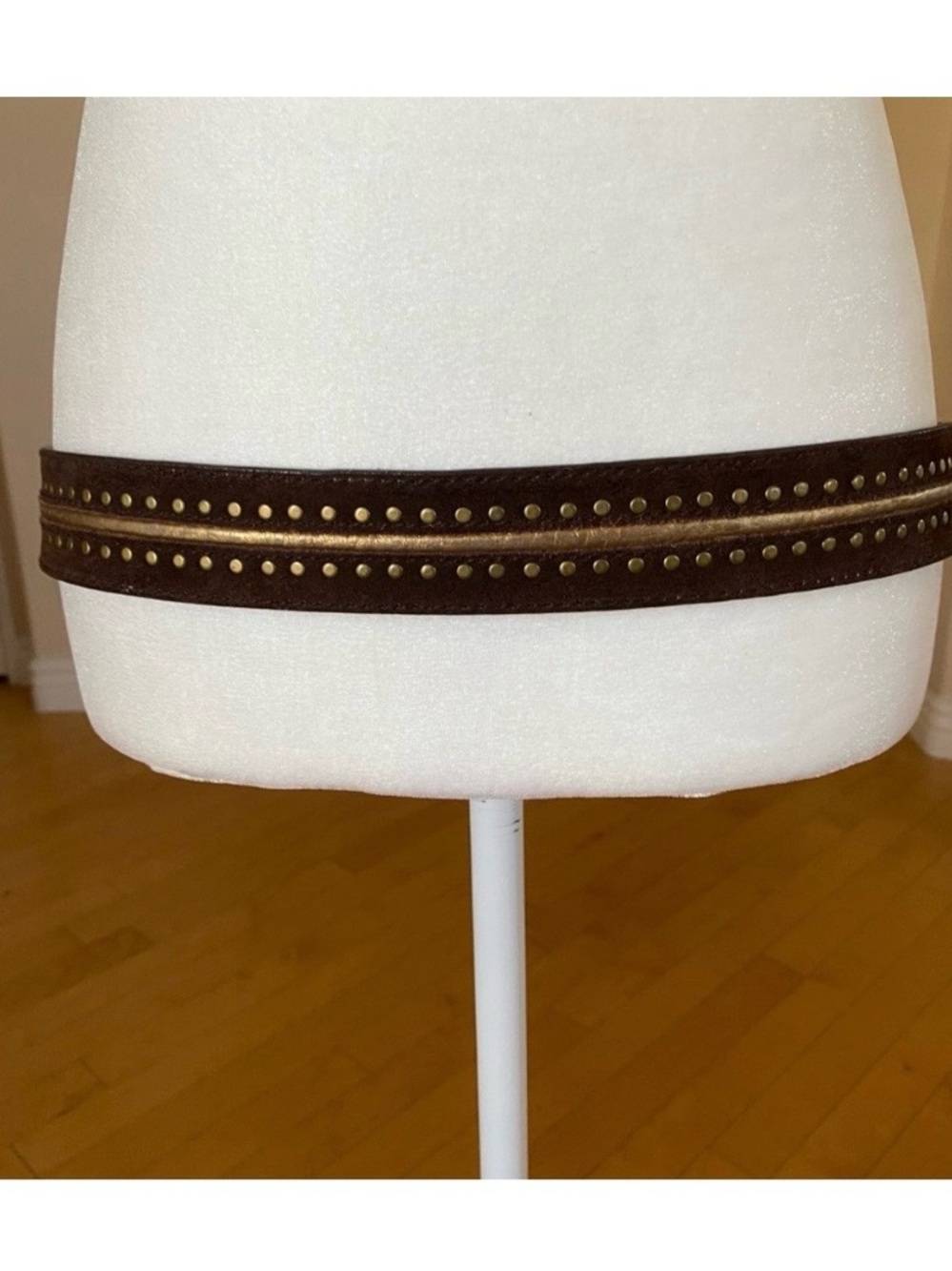 Michael Kors Brown Suede Belt with Brass Buckle and Studs Unisex - Picture 6 of 7